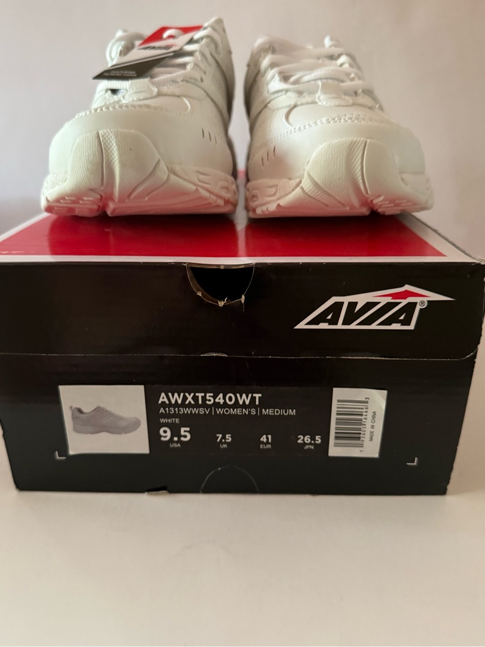 Avia White Women's Athletic Sneakers Size 9.5 Medium NEW IN BOX